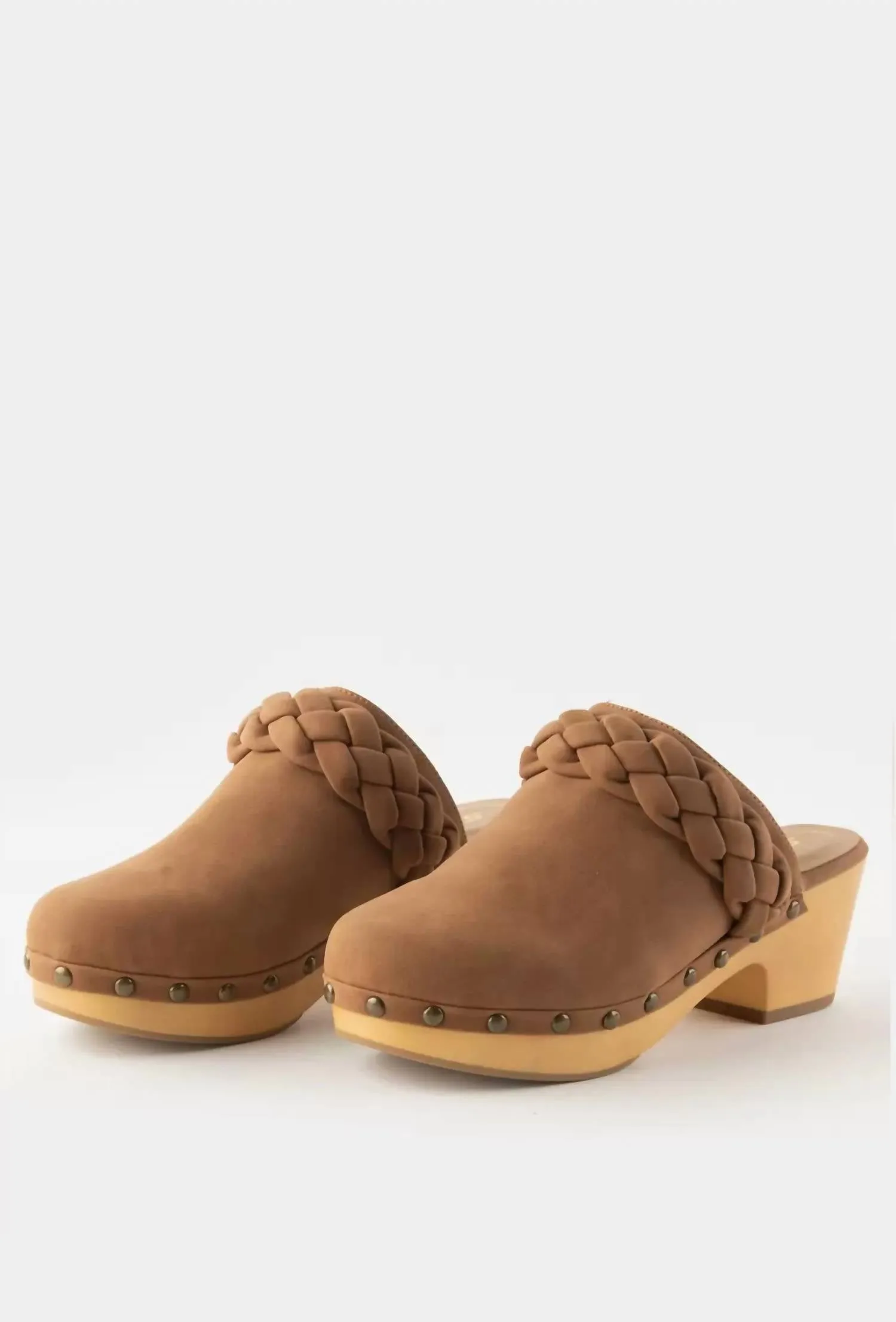 Women's Braided Clogs In Brown