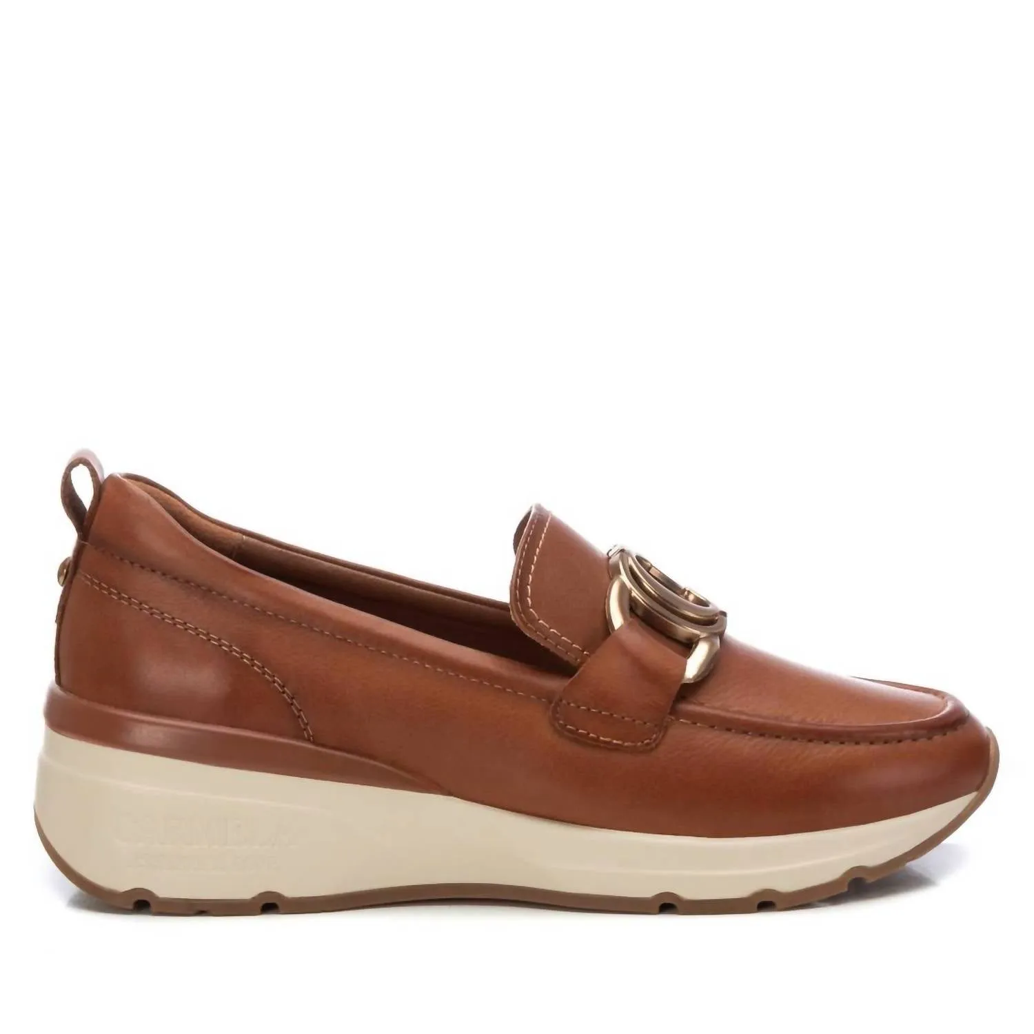 Women's Carmela Collection Moccasins Shoes In Camel