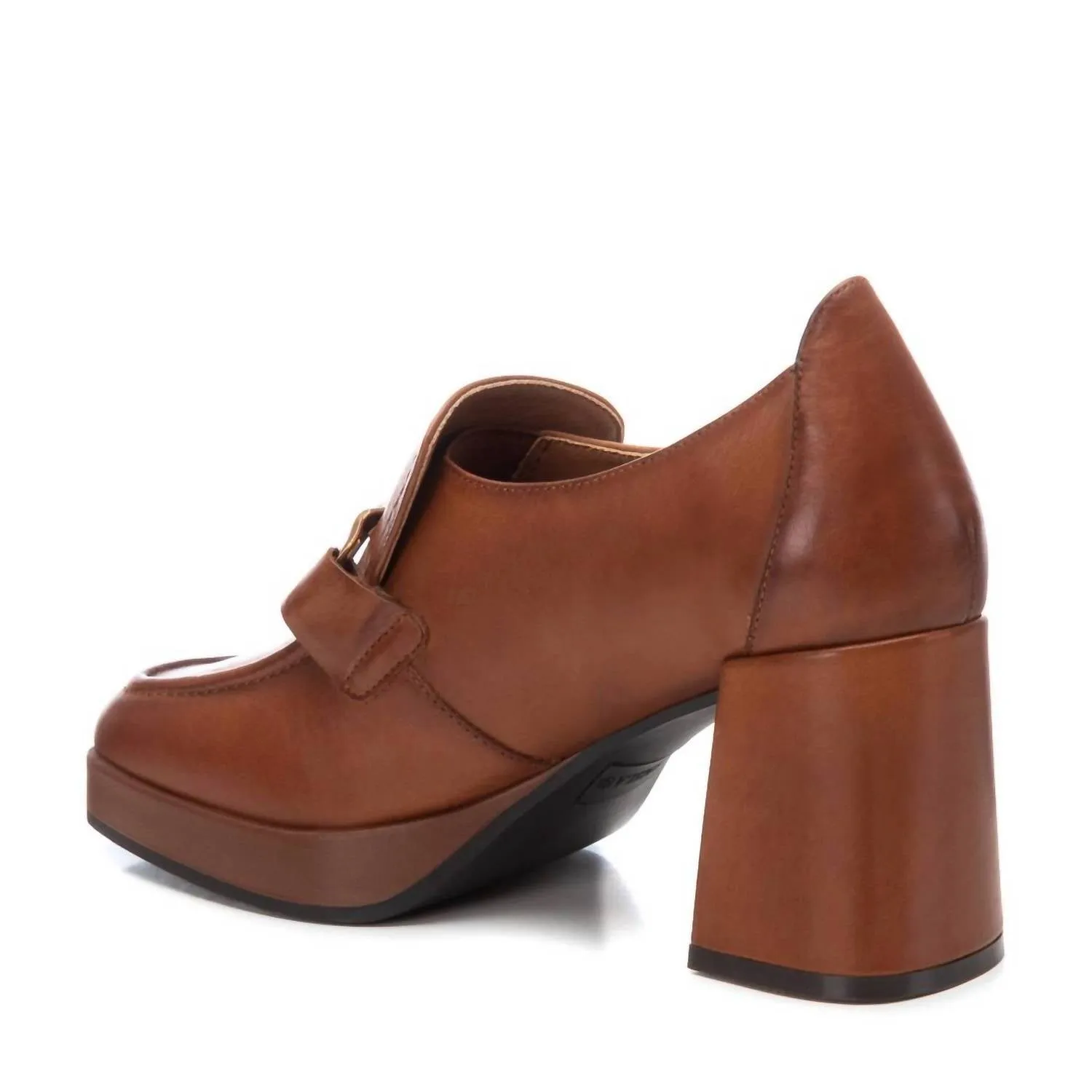 Women's Leather Moccasins In Camel